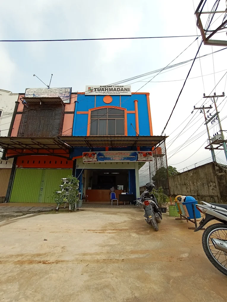 Foto Profil Kelurahan Tuah Madani